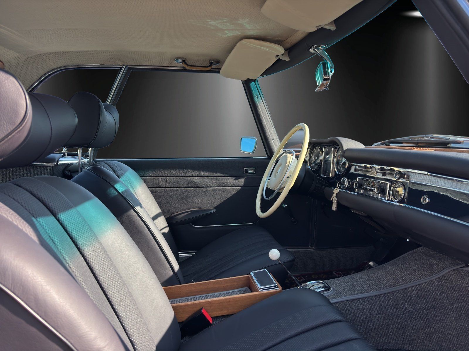 Fahrzeugabbildung Mercedes-Benz SL 280 W113 Pagode Wertgutachten Hardtop H-Kennz