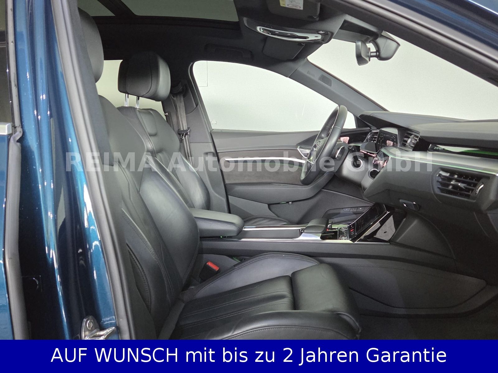 Fahrzeugabbildung Audi e-tron 55 quattro advanced, AHK, Virtual, ACC