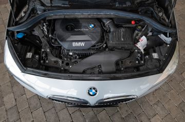 Bild 24 BMW 218 Baureihe 2 Active Tourer Advantage AHK