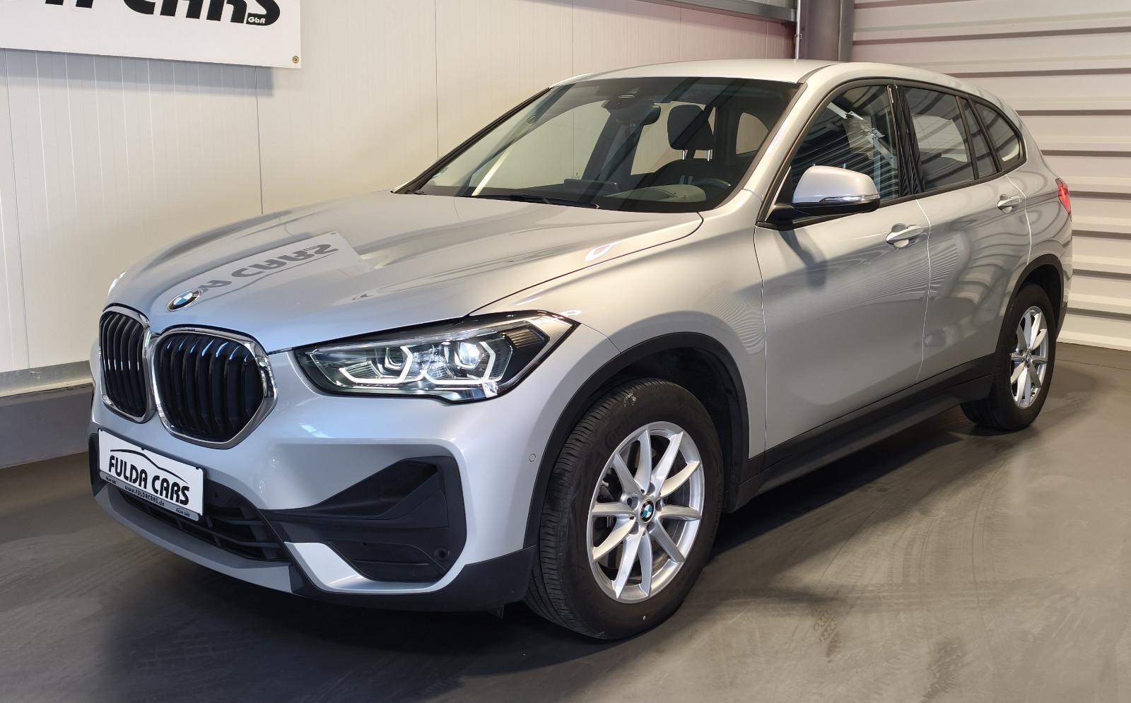 BMW X1 xDRIVE 20 d AUT LED NAVI SPORTS LEDER PDC AHK