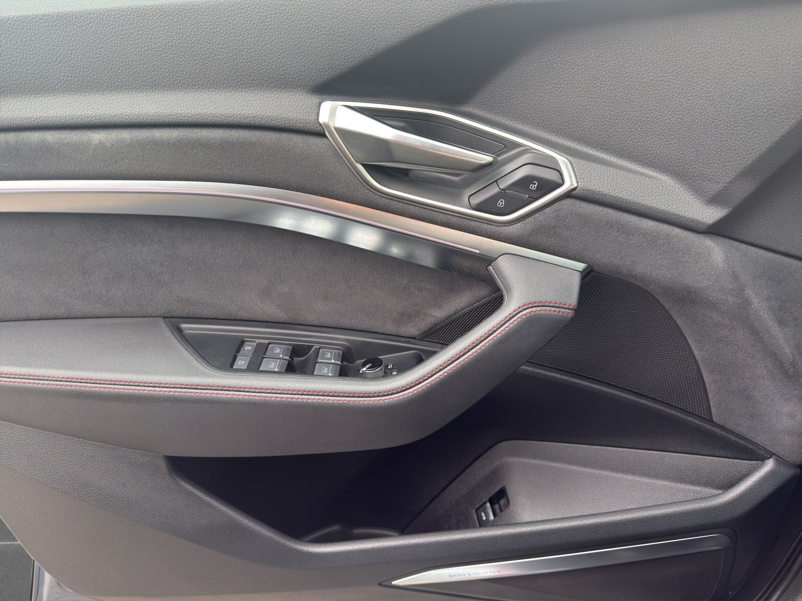 Audi Q8 - Bild 14