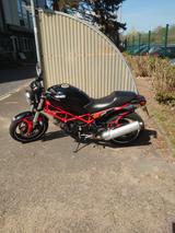 Ducati Monster 695 / sehr gepflegt / Garagenfahrzeug - DUCATI 695 MONSTER