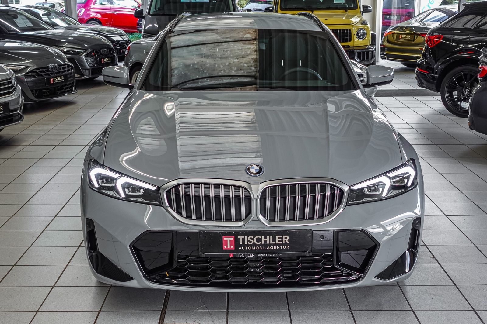 BMW 330e Touring M Sport*Leder*AHK*HiFi*R-Kam*1.Hand imagem 3