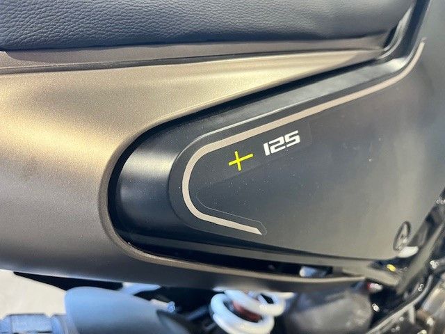 Fahrzeugabbildung Husqvarna Husqvarna Svartpilen 125