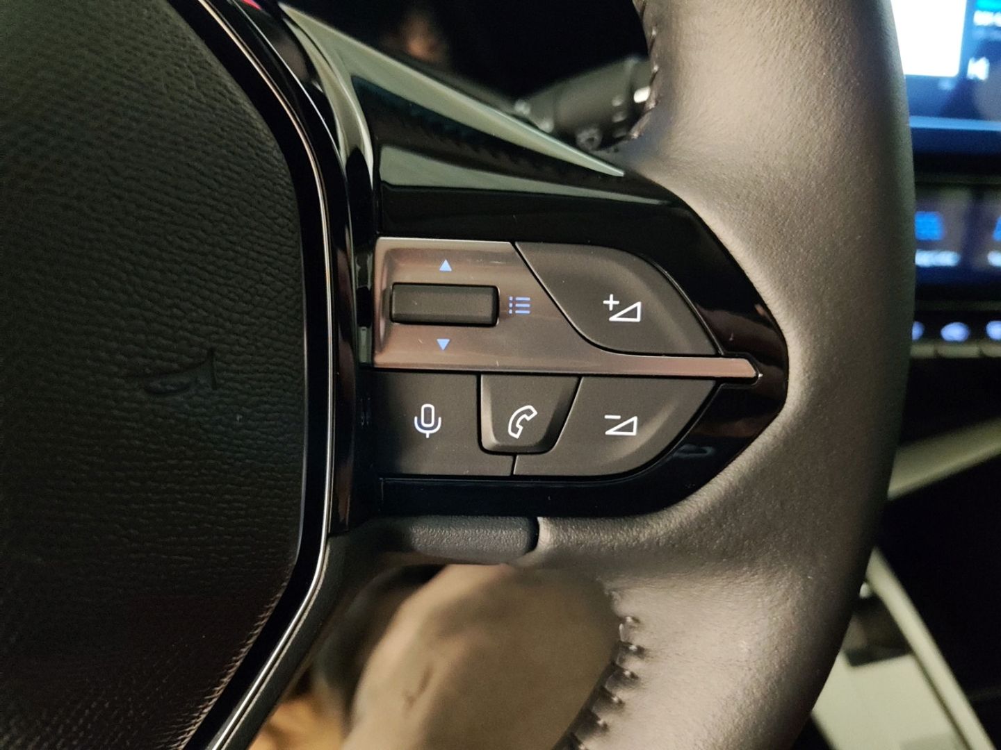 Peugeot 308 - Bild 18