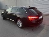 Skoda Superb iV, Crystal-Light, 54tkm, Garantie - mit Hybrid-Antrieb: Kombi, Garantie