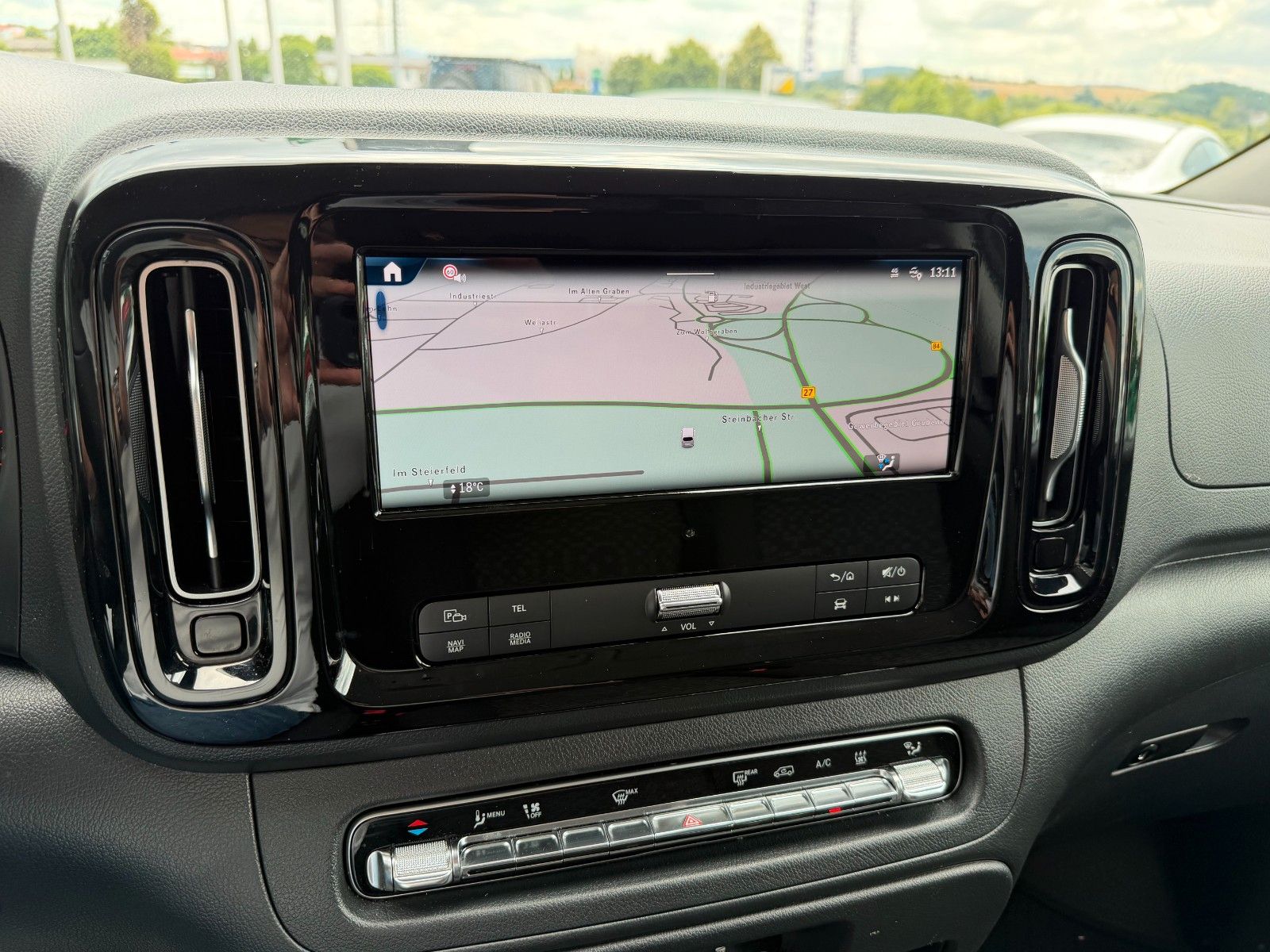 Fahrzeugabbildung Mercedes-Benz Vito 116 CDI Tourer 4x4 2xKlima AHK2,5to Stdheiz