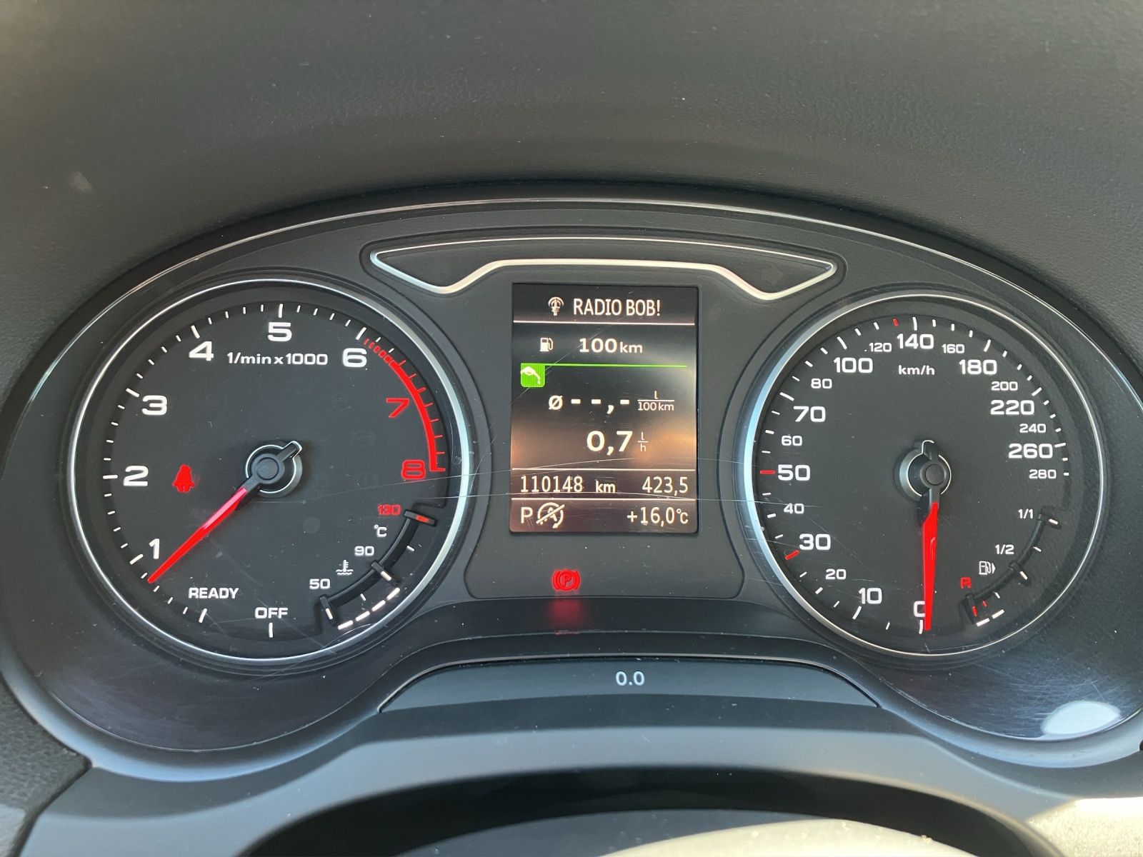 Fahrzeugabbildung Audi A3 Sportback TFSI sport  S-tronic LED NAVI ACC B