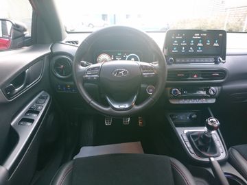 Fahrzeugabbildung Hyundai Kona 1,0 T-GDI  48V-Hybrid iMT N-LINE