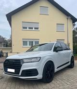 Audi SQ7 4.0 TDI*Pano*Matrix*22Zoll*Scheckheft - Audi SQ7 von privat