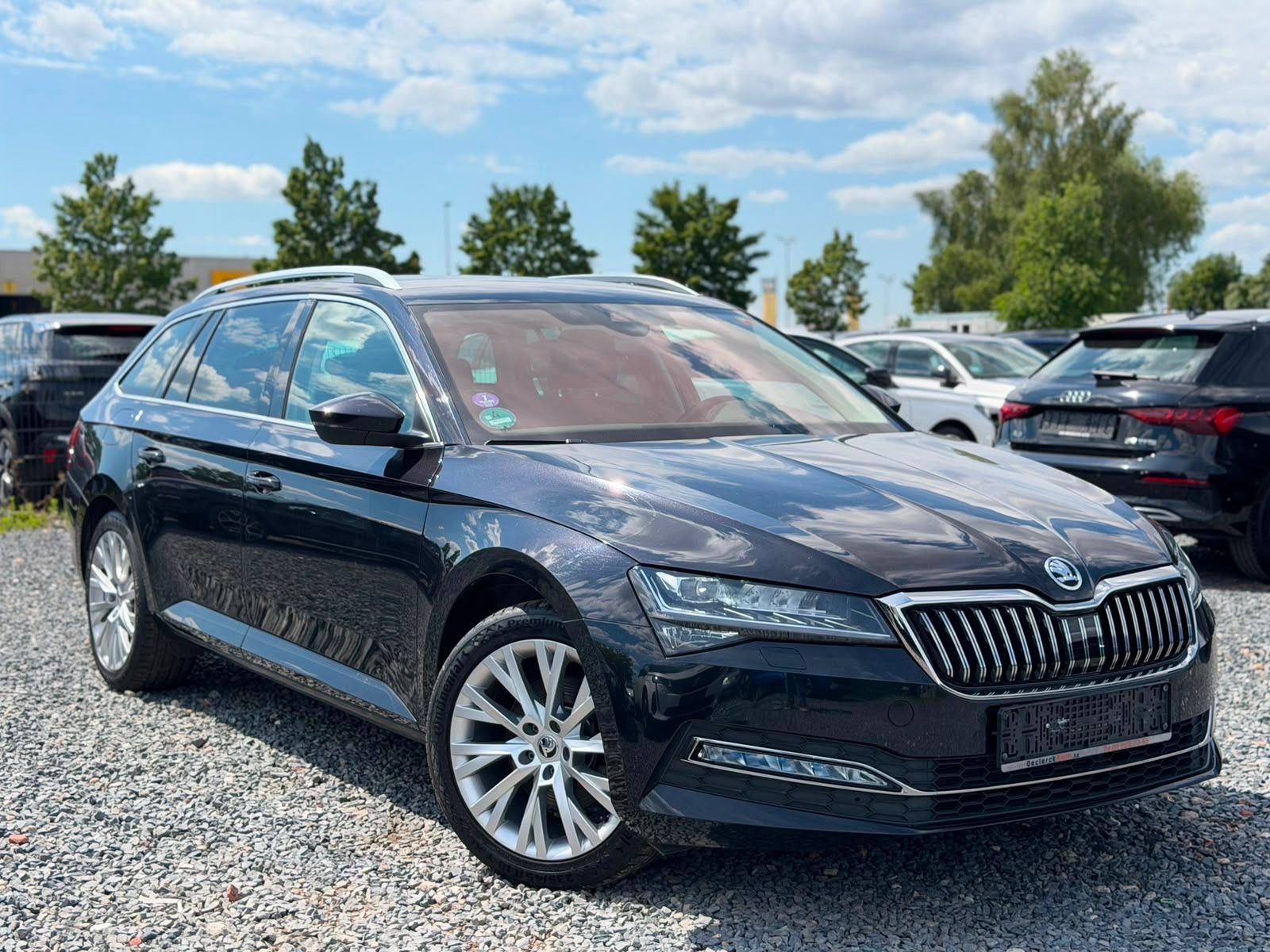 Skoda Superb - 1