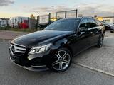 Mercedes-Benz Klasse E 220 CDI  Sport Navi 360k BlueEfficiency - Mercedes-Benz E 220: Cdi Sport