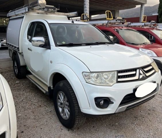 Mitsubishi L200 2.5 DI-D/178CV DC Intense Plus D