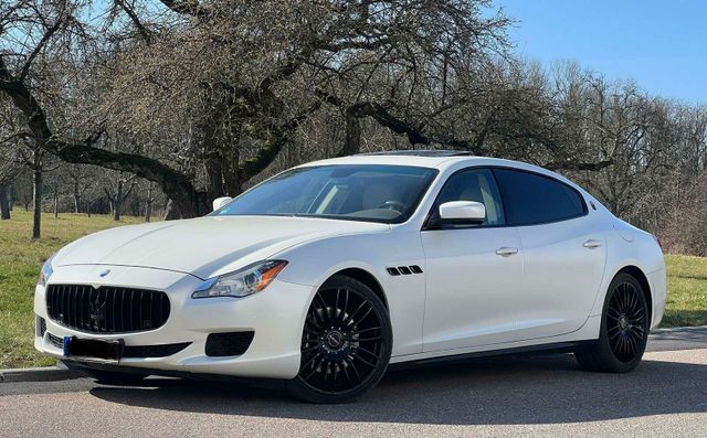 Maserati Quattroporte D Automatik guter Zustand Tüv Neu