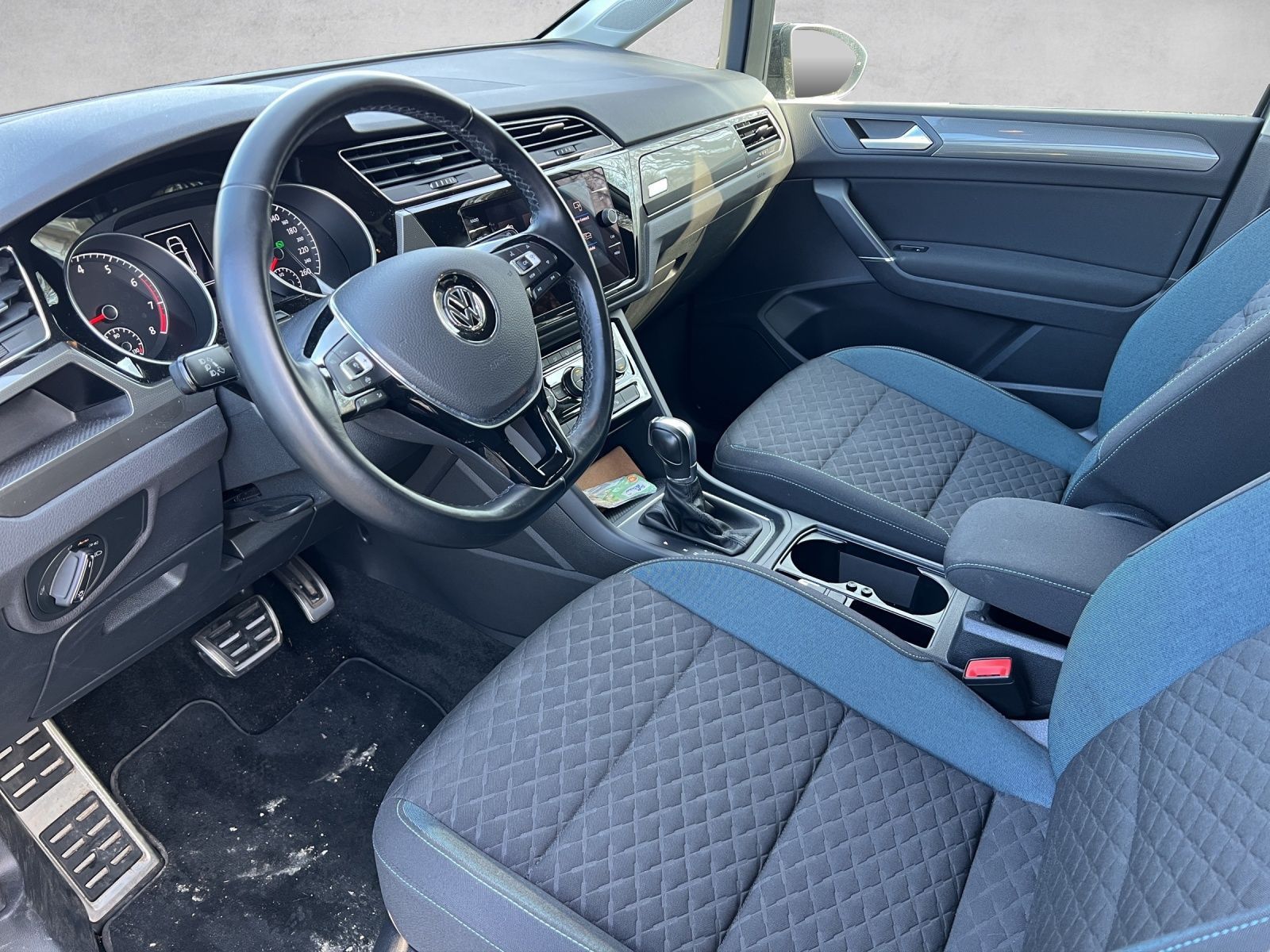 Touran IQ-Drive 1.5 TSI Navi*ACC*7-Sitzer