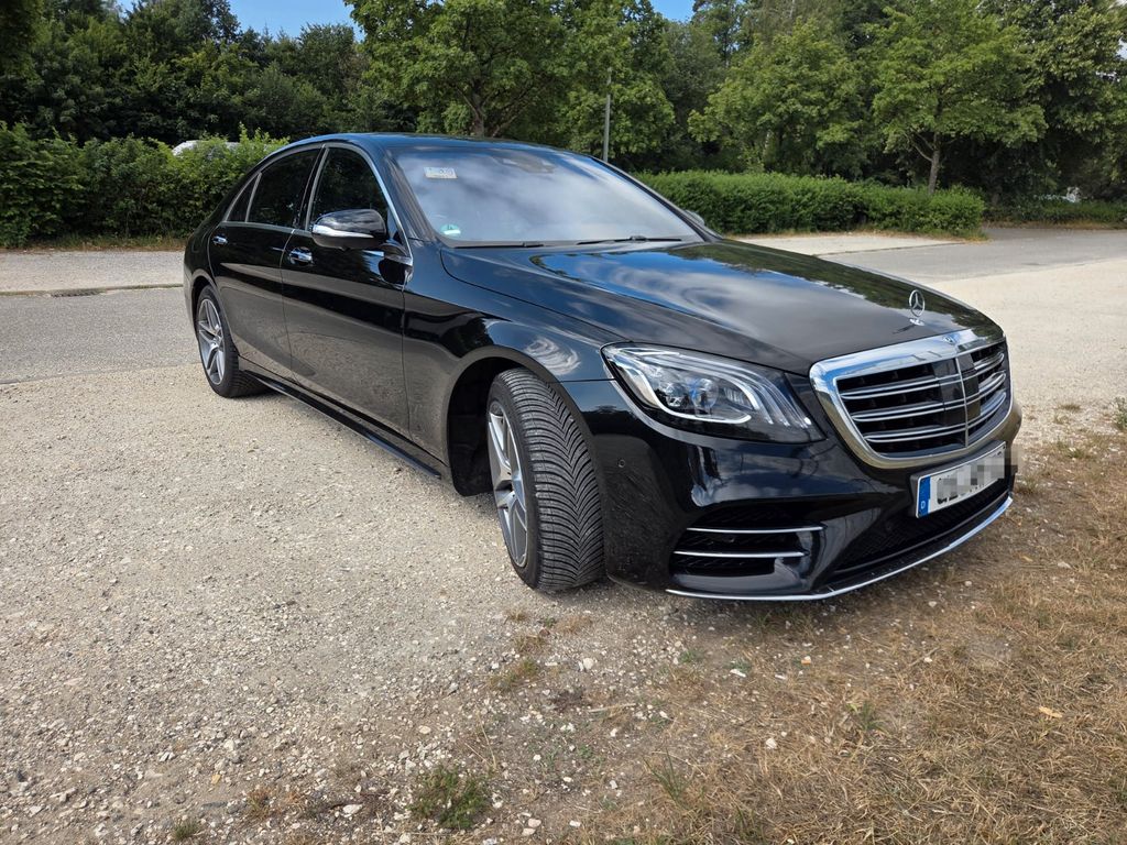 Image of Mercedes-Benz S 400