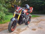 Suzuki GSXR 1000 Naked Umbau Einzelstück  - Angebote entsprechen deinen Suchkriterien