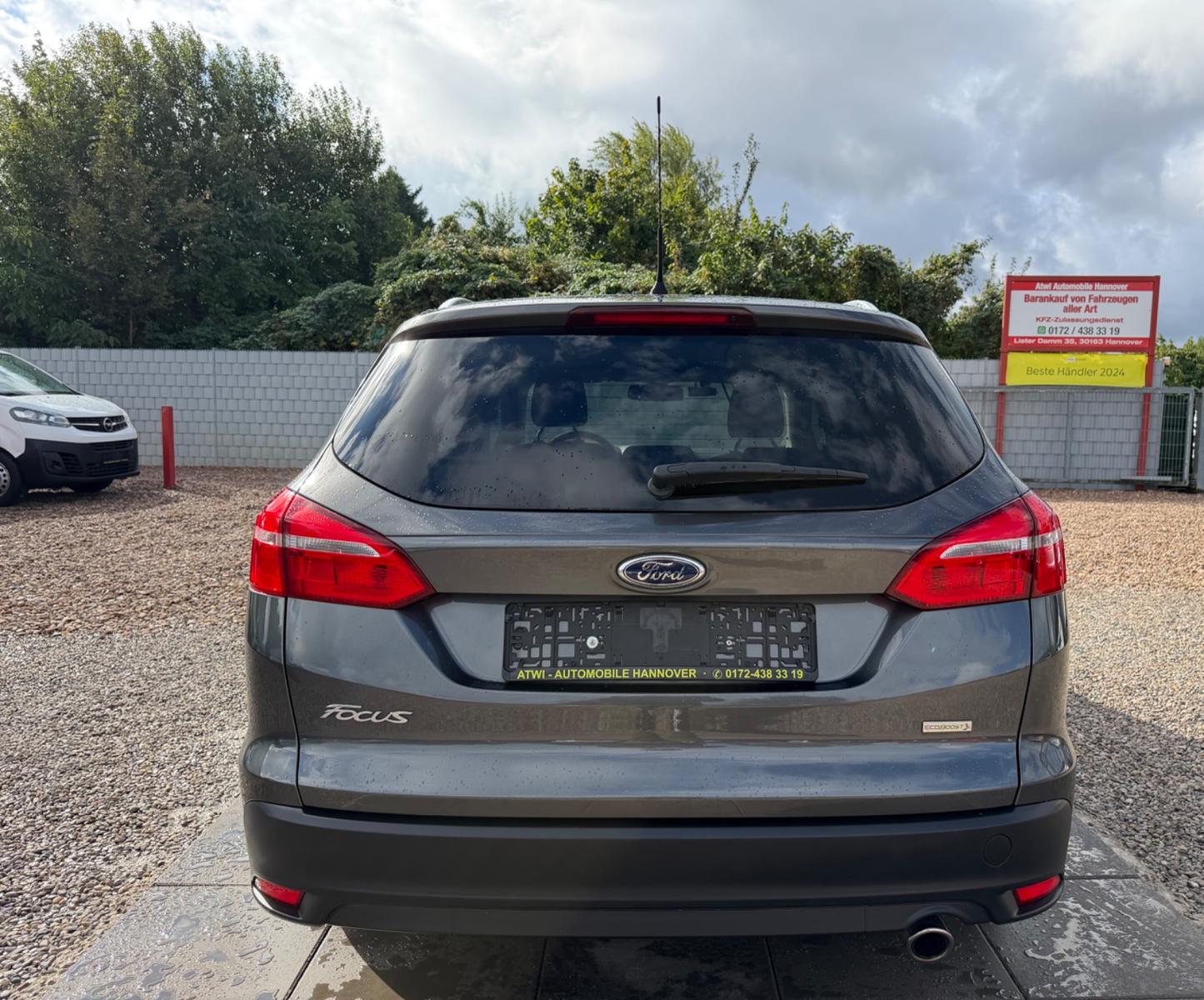 Ford Focus Turnier Sport Sportsitze Sport Lenkrad