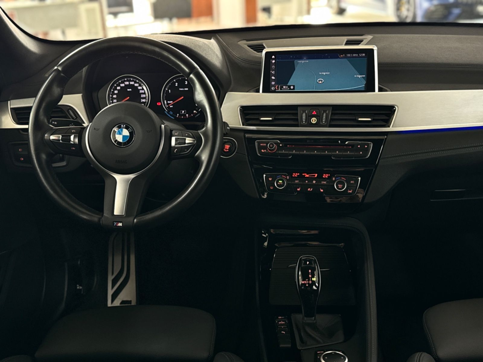 Fahrzeugabbildung BMW X1 sD20d M Sport Navi DAB LED Komfort Individual