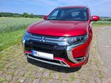Mitsubishi Plug-in Hybrid Outlander 2.4 MIVEC PLUG-IN H... - Mitsubishi Plug-in Hybrid Outlander: Privatanbieter