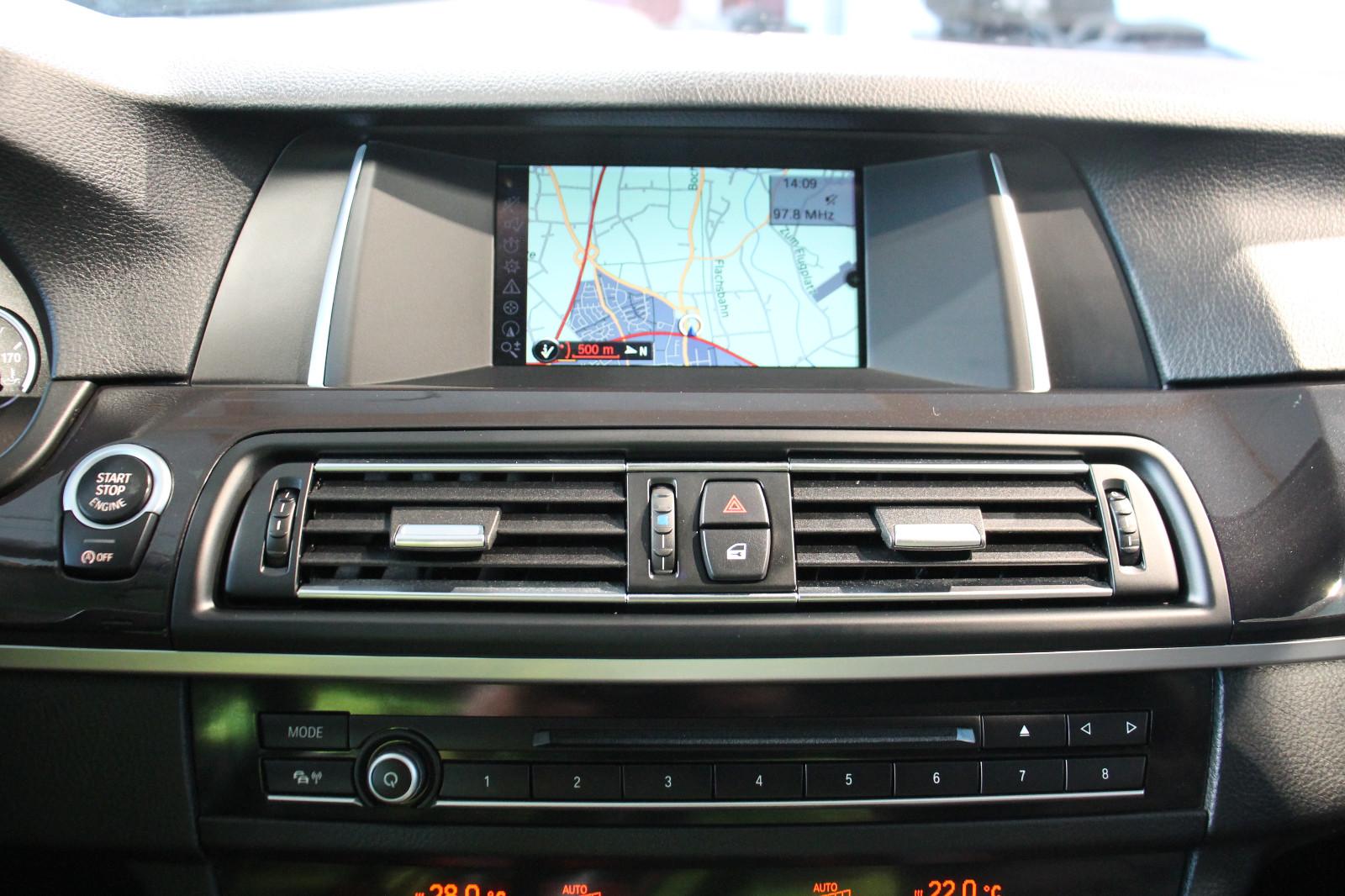 BMW 520i Limousine Head-Up Kamera AHK Navi SHZ