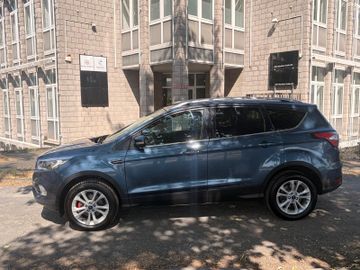Ford Kuga - 3