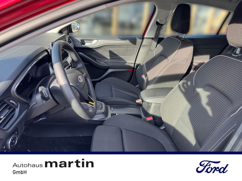 Fahrzeugabbildung Ford Focus 1.0 EcoBoost Titanium S/S EURO USB ACC LED