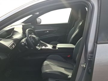 Peugeot 5008 Allure Pack 1.2 136 Kam.+KeyLess+LED+Navi