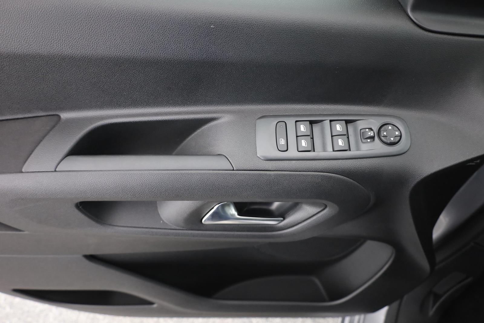 Citroën Berlingo BlueHDi 130 Aut. LED Kamera Tempomat