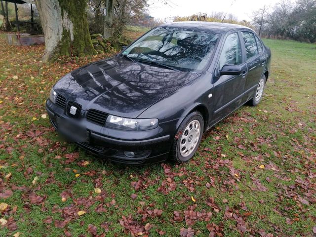 Seat Toledo 1,6L TÜV 10/25