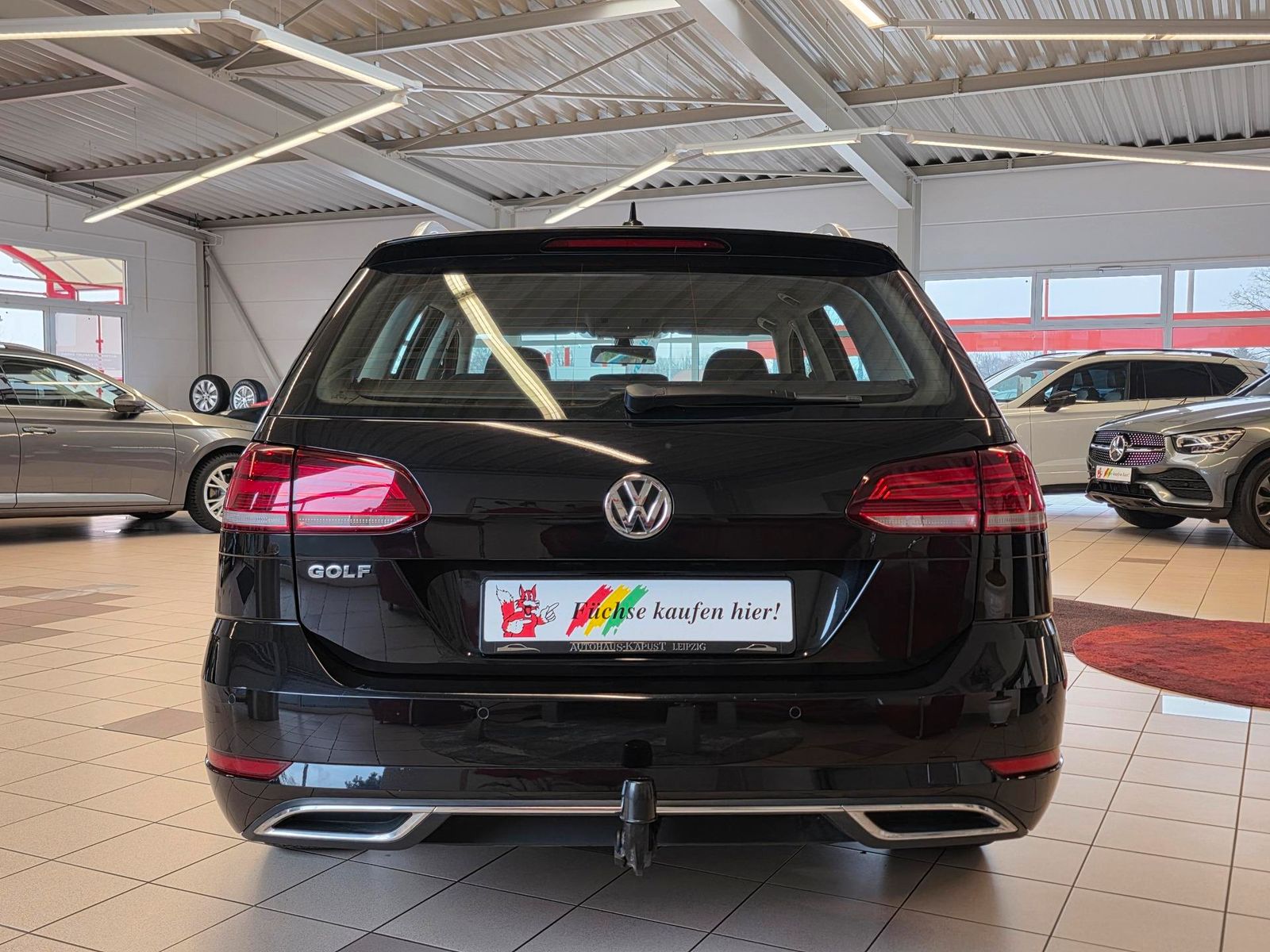 Fahrzeugabbildung Volkswagen Golf Variant 1.5 TSI Highline/LED/Shz/ACC/Ahk