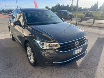 Volkswagen Tiguan - 3