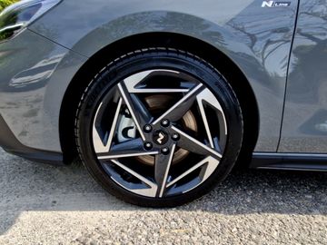 Hyundai i30 1.5 T-GDI N-LINE (140PS) AutomatikKombi