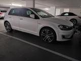 Volkswagen Golf GTE Vollausstattung 204PS