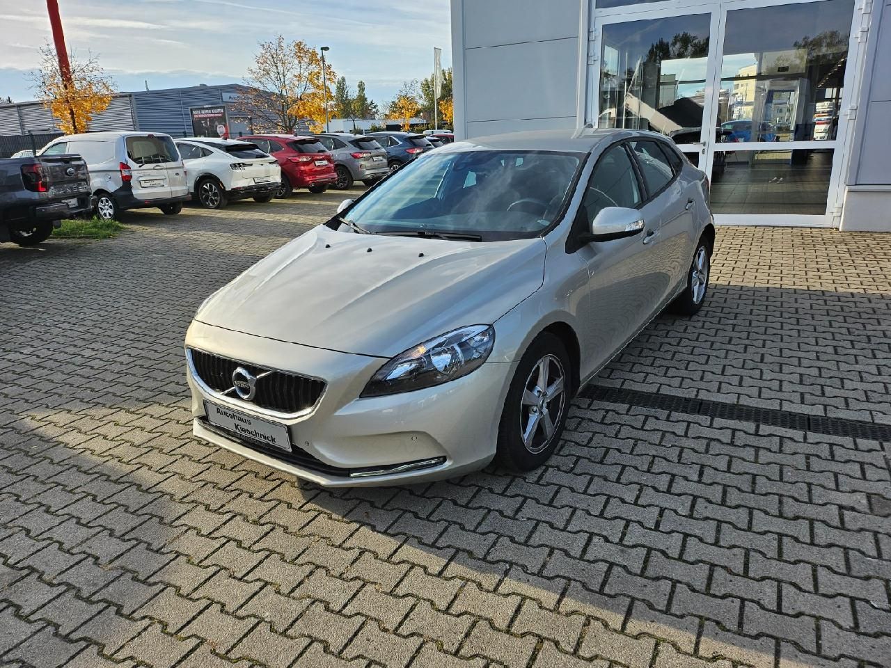 Fahrzeugabbildung Volvo V40 Kinetic