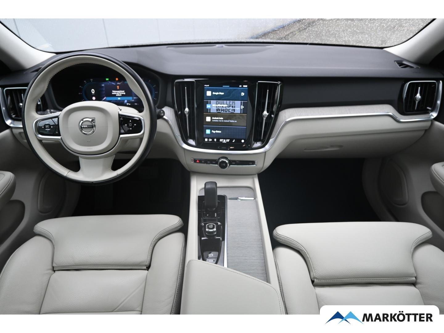 Volvo V60 B4 Plus Bright ACC/AHK/Memory/Schiebedach