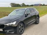 Volvo XC60 D4 Momentum Pro  - gebrauchte Volvo XC60 aus dem Jahr 2020