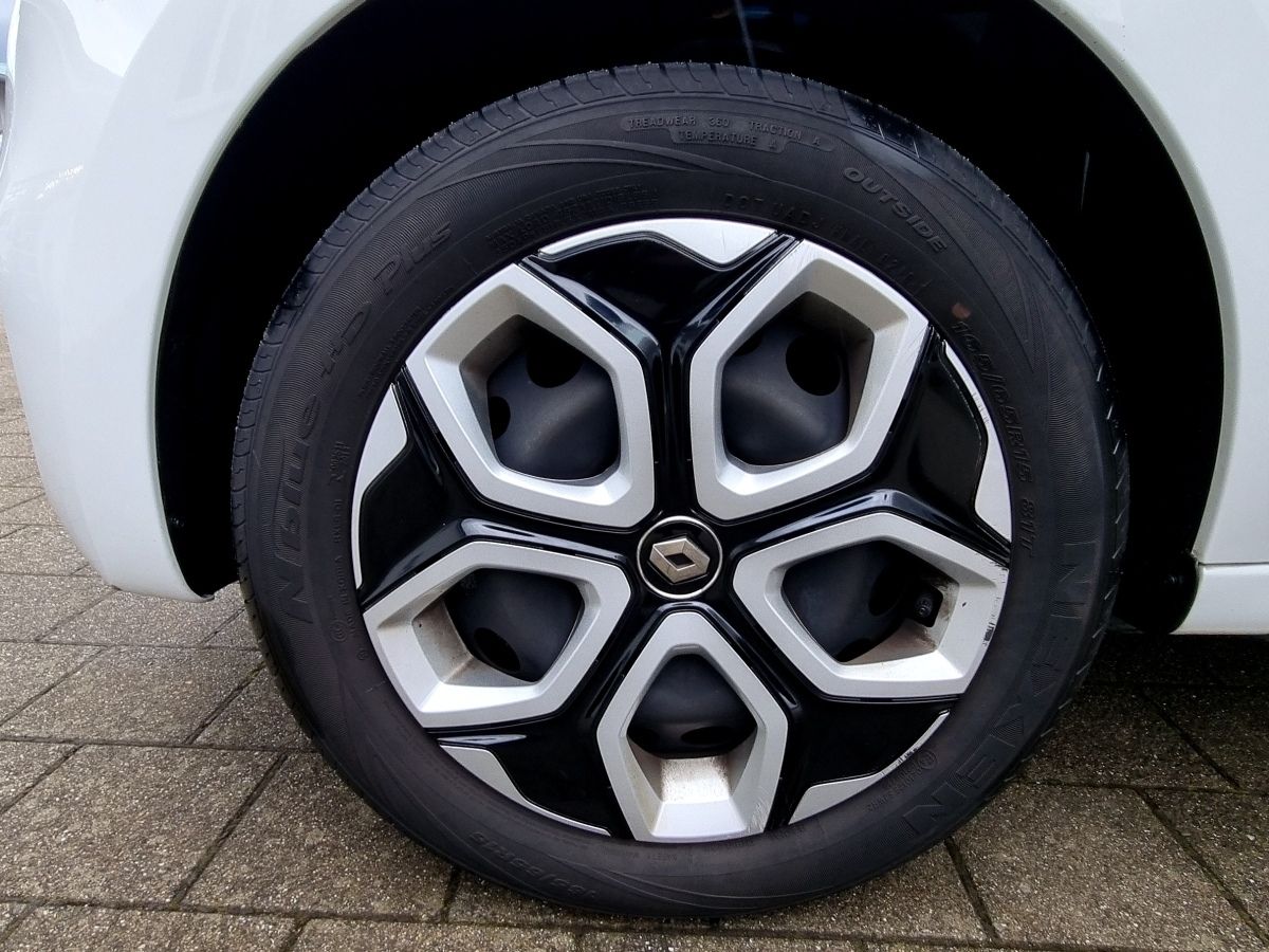 Fahrzeugabbildung Renault Twingo LIMITED SCe 75