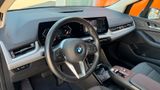 BMW 218i Active Tourer/ Live Cockpit Plus/AHK/SHZ - Thumbnail 9