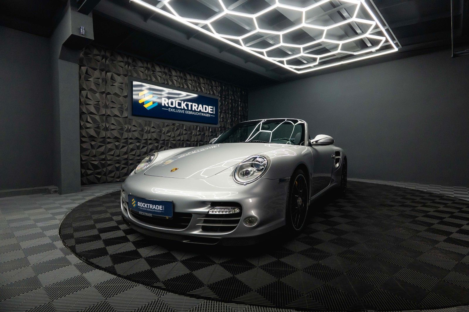 Fahrzeugabbildung Porsche 997.2 911 Turbo S Cabrio PDK*Keramik*Unfallfrei*