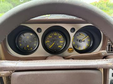 صورة 6 لـ 1984 Porsche 944