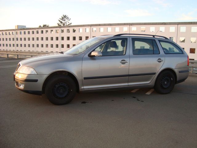 Skoda Octavia Combi Elegance