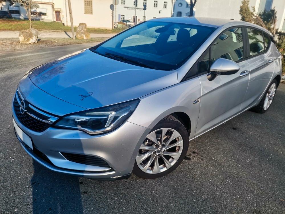 Opel +Astra+Edition+1. Hd.+wenig KM!