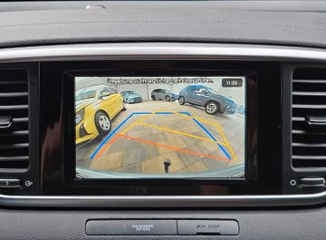 Kia Sportage Vision 2WD-NAVI-SHZG-AHK-SR+WR-ALU