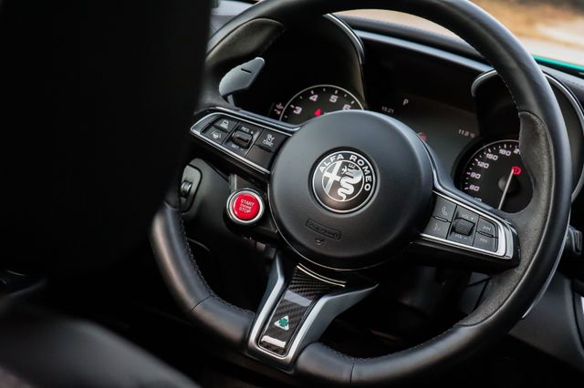 Fahrzeugabbildung Alfa Romeo Giulia 2.9 QV VERDE MONTREAL by Zeisberg Corse
