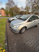Mercedes-Benz Mercedes Benz Bklasse 170 - Mercedes-Benz B 170 in Duisburg