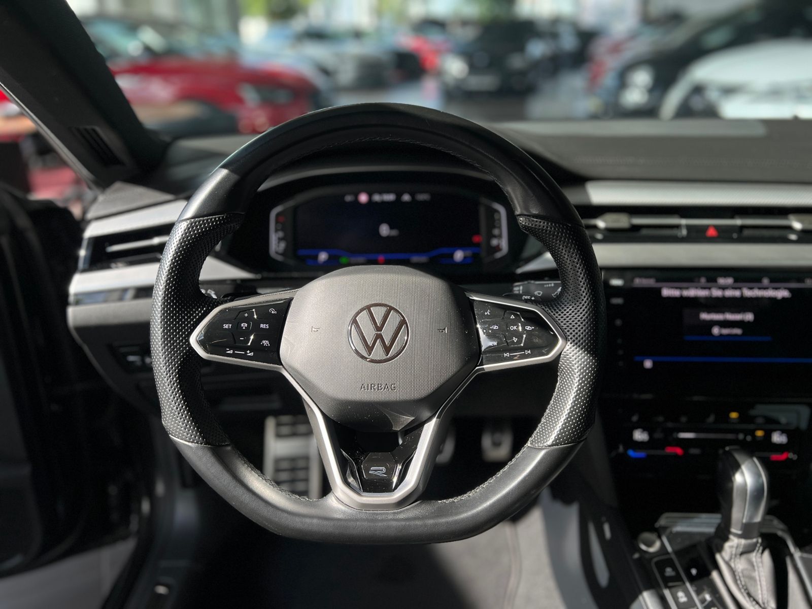 Fahrzeugabbildung Volkswagen Arteon R-Line Massage SHZ NAVI Full Link