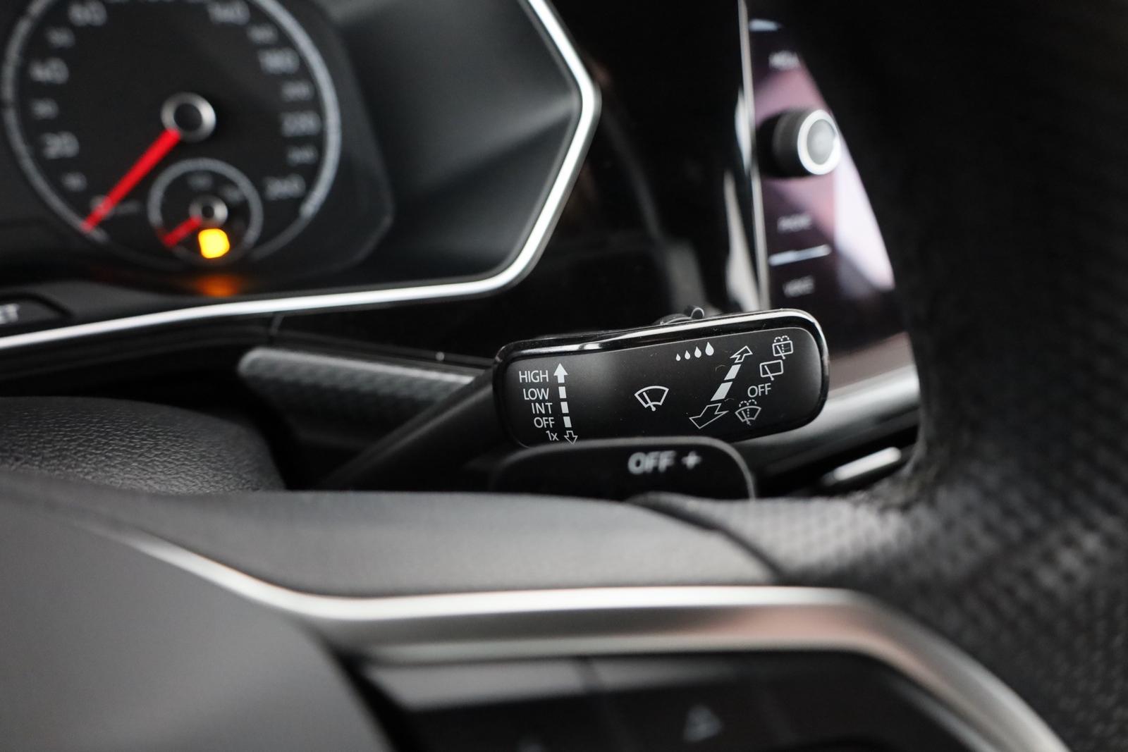 Volkswagen T-Cross 1.0 TSI DSG R-Line LED Navi Kamera Beats, миниатюра 20