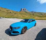 Audi RS6 4.0 TFSI tiptronic quattro Avant V8 TOP - Audi RS6: Schwarz, Metallic