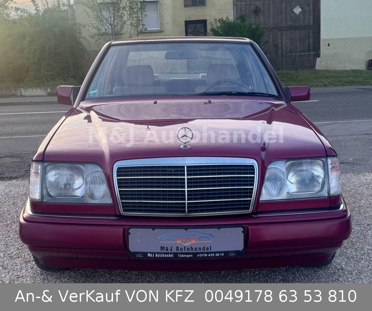 Mercedes-Benz E 220/Limousine/1Hand/Schiebedach/Zentralverrieg